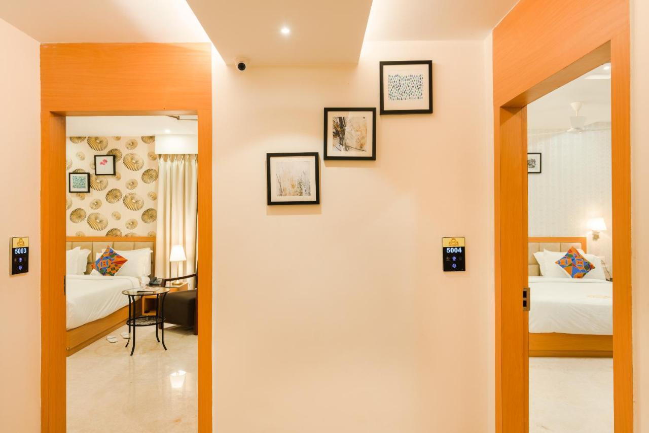 KVR Capitol Suites Vijayawāda Exterior foto